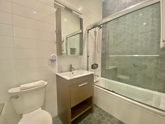 Rented by Corcoran | media 11