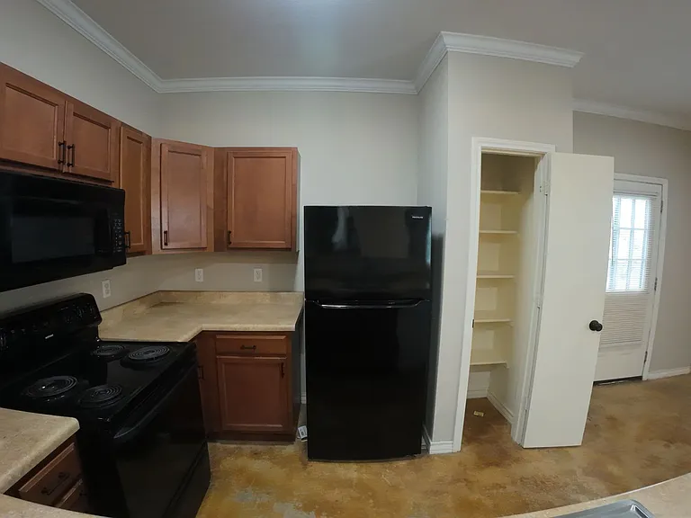 5010 Summit Wood — Photo 12