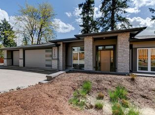 4460 Upper Dr, Lake Oswego, OR 97035