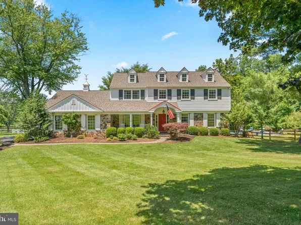 12 Chowning Dr, Malvern, PA 19355