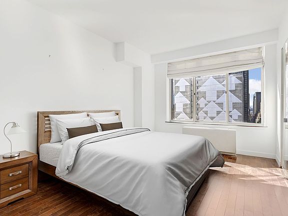 5th image of 236 E 47th St #Penthouse 1