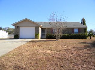 140 Cotton Dr, Midland City, AL 36350