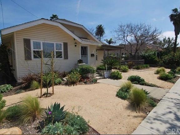 2nd image of 518 Loma Ave