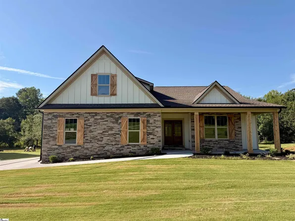 4919 Jug Factory Rd, Campobello, SC 29322