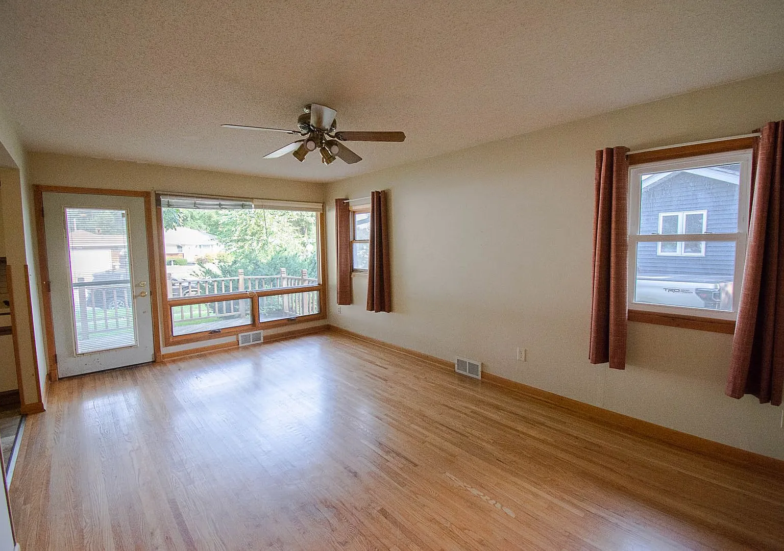 Charming Elton Hills Rambler with Finished Basement — Photo 3