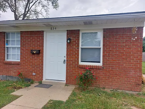 834 Lancelot Ct Photo 1