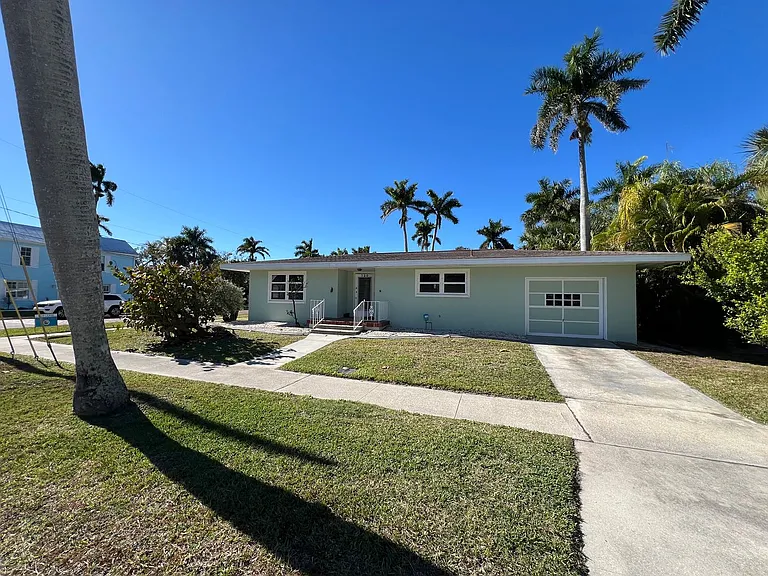 720 W Marion Ave — Photo 12