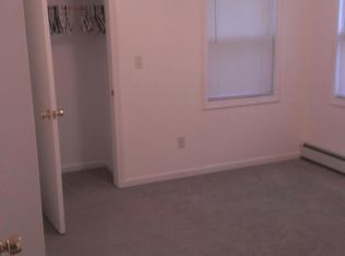 38 Seamans St, Providence, RI 02908