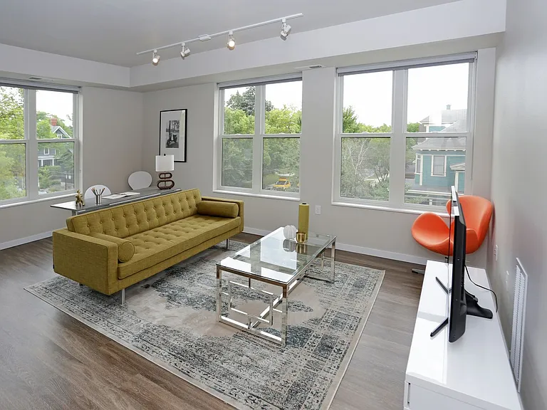 Motiv Apartments — Photo 33
