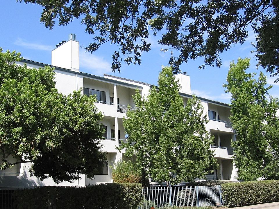 1st image of 4681 Albany Cir APT 120