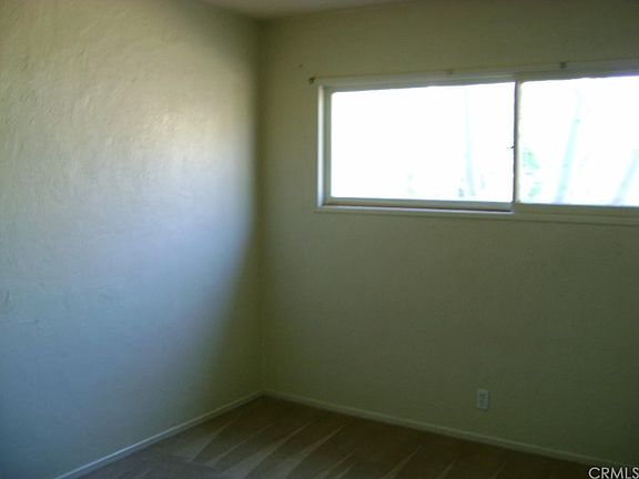 4th image of 24132 Fir Ave