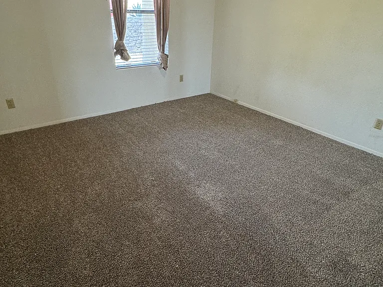 3340 Majestic Rdg — Photo 5