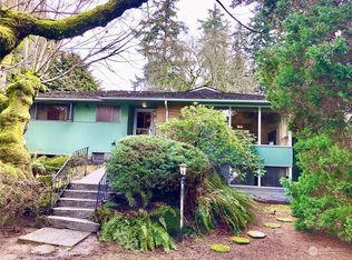 9020 30th Ave NE, Seattle, WA 98115