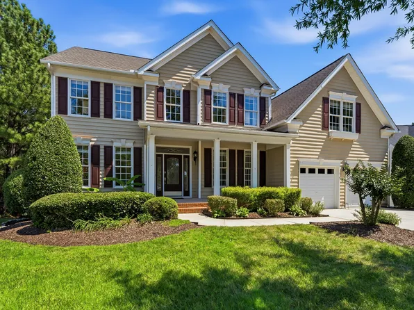 9714 Welbury Ct, Raleigh, NC 27617