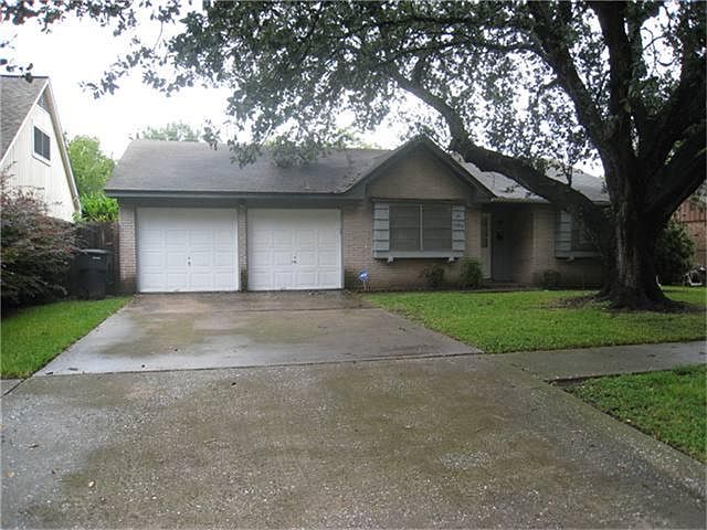 1st image of 3306 Crestdale Dr