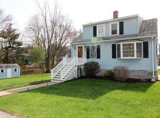 40 Lyndale Ave, Methuen, MA 01844
