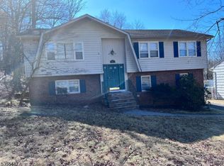 13 Arverne Rd, West Orange, NJ 07052