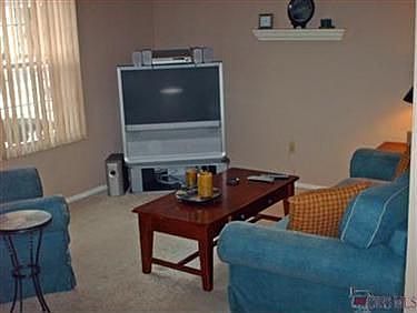 3rd image of 1393 Munroe Falls Ave