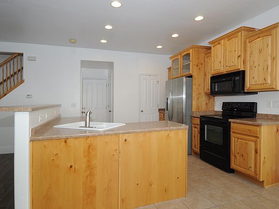 3rd image of 4856 W Anise St