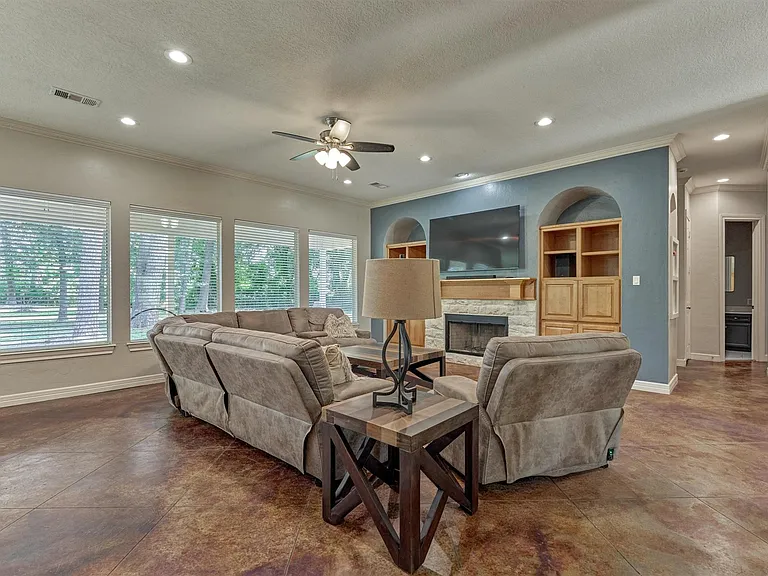 9102 Marshall Ct — Photo 21