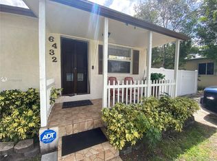 6432 Franklin St #B, Hollywood, FL 33024
