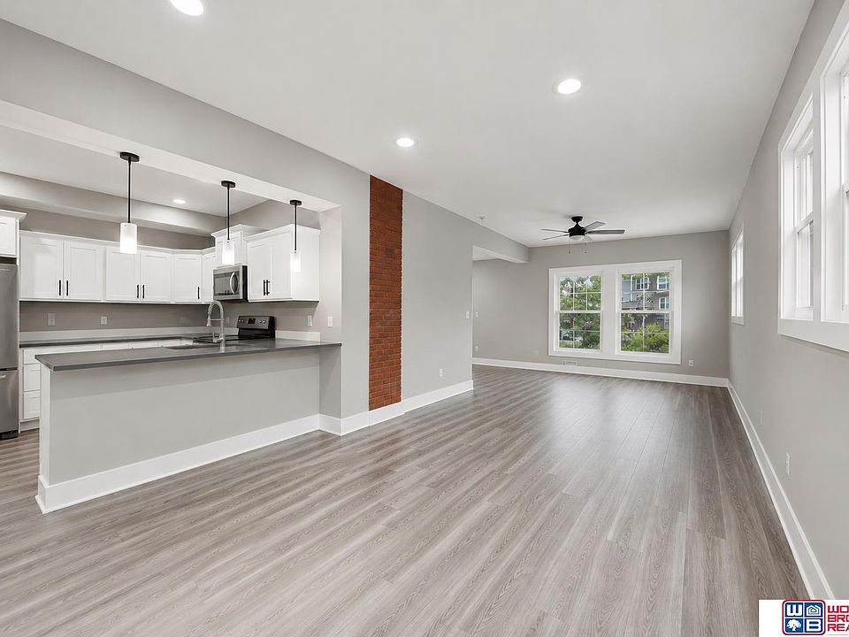 1st image of 2711 Sumner St