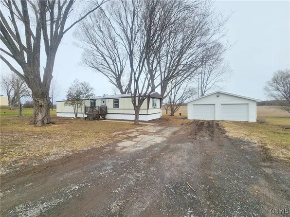10454 State Route 34, Weedsport, NY 13166