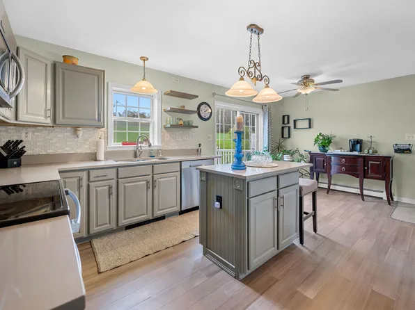 101 Waterman Street, Barre Town, VT 05649