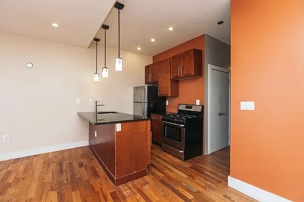 Rented by Nooklyn NYC LLC | media 22