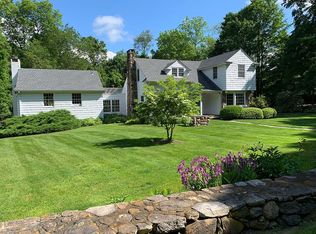 129 Limekiln Rd, Redding, CT 06896