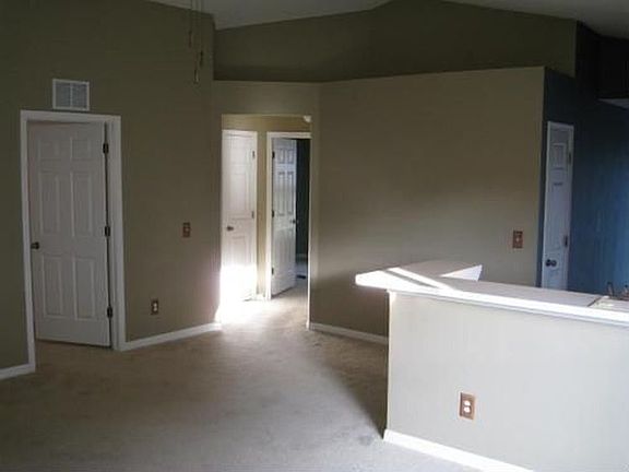 3rd image of 4539 White Bay Cir