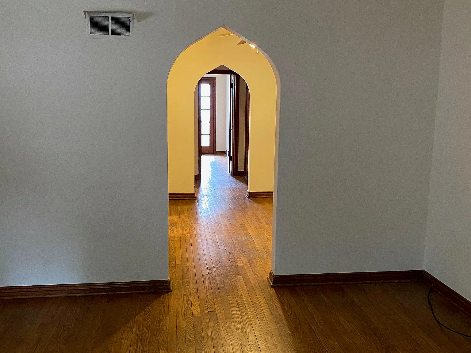 1 bed, 800 sqft, $750 — Photo 4