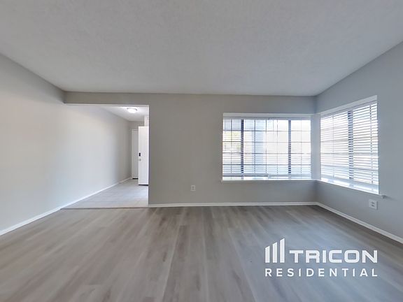 3rd image of 15160 Mesquite Ct