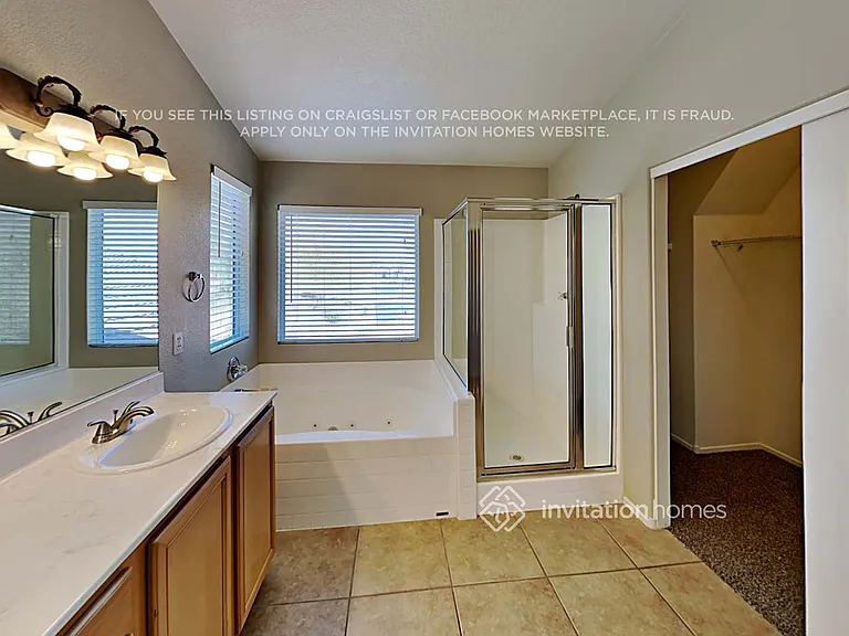 4441 Rockaway Beach St — Photo 17