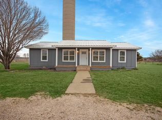 9061 Adams St, Terrell, TX 75160