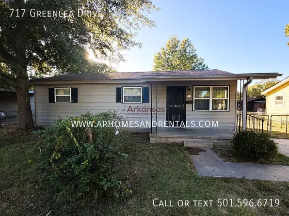 717 Greenlea Dr, North Little Rock, AR 72117