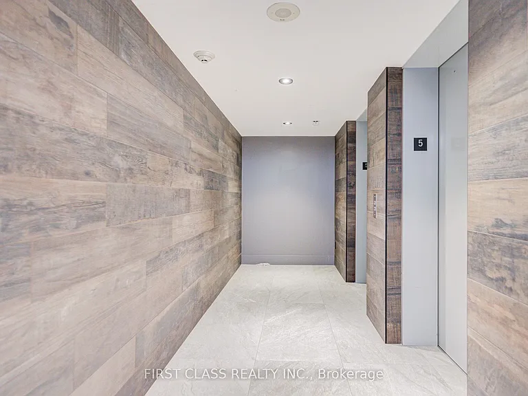 68 Abell St #527 — Photo 34