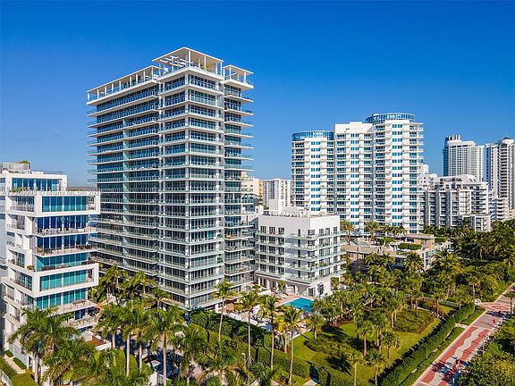 3rd image of 3737 Collins Ave #S-1002
