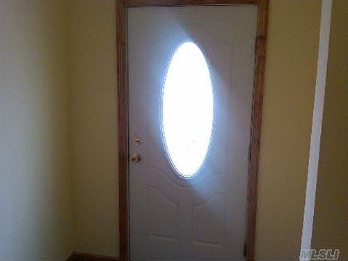 3rd image of 2036A Pacific St