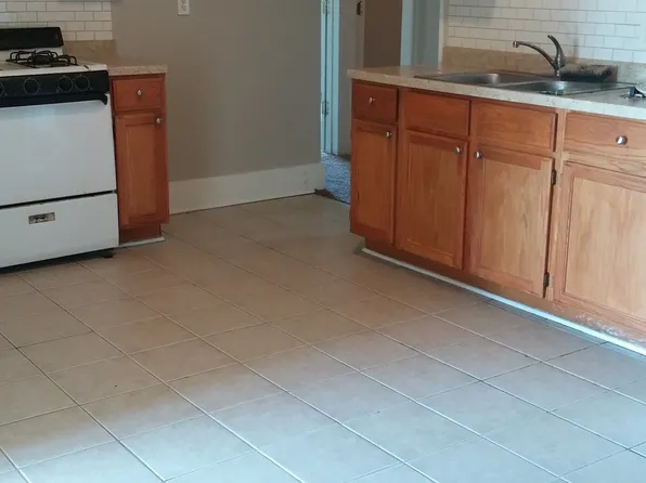 2400 Lyndale Ave N #2, Minneapolis, MN 55411