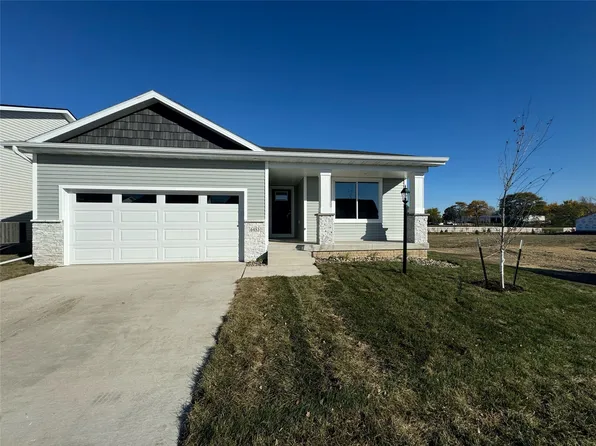 6453 NE 11th Ct, Des Moines, IA 50313