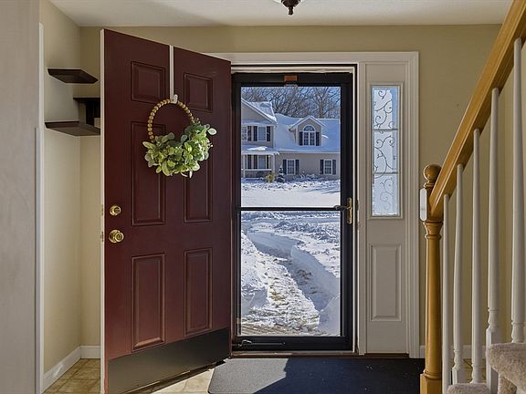 3rd image of 101 Woodruff Rd