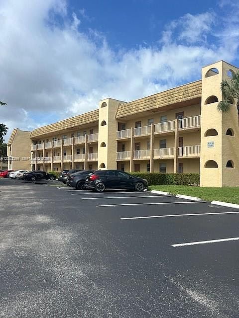 1st image of 8285 Sunrise Lakes Blvd APT 106