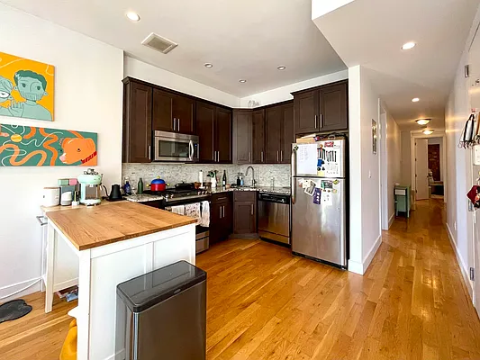 Rented by Oxford Property Group | media 17