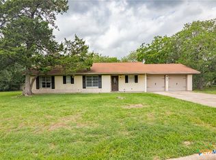 304 Blyth Rd, Victoria, TX 77904