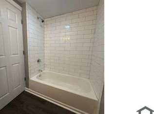 51 Bay St, Springfield, MA 01109
