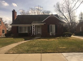 1547 N Renaud Rd, Grosse Pointe Woods, MI 48236