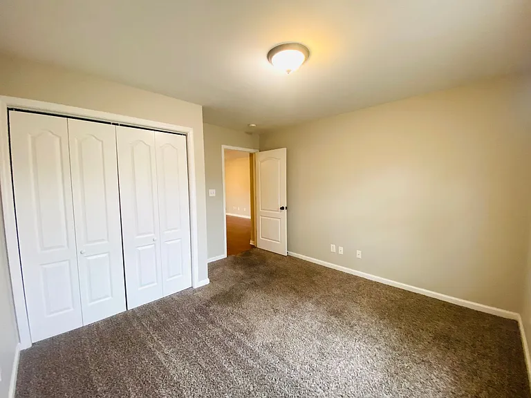 1728 Thistlewood Dr — Photo 14