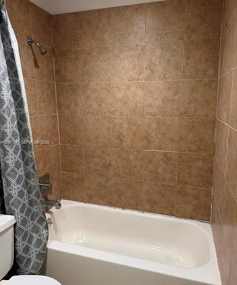 6960 Miami Gardens Dr #2-521 — Photo 3