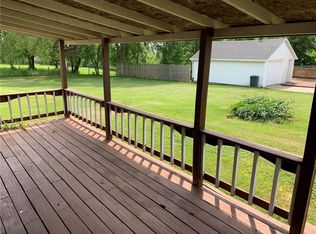 119 N 13th Ave W, Newton, IA 50208